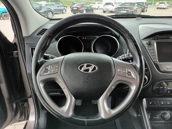 Hyundai ix35 2,0 CRDi 4WD,ČR,1MAJ,SERVISKA - 6