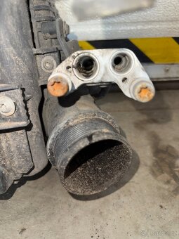 VW Golf 6 combi 1.6 TDI chladič + kondenzator + intercoler - 6