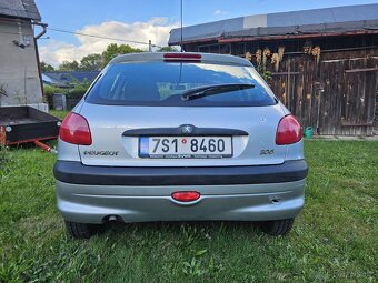 Peugeot 206 1.1i (44 kW), r. v. 1999, STK 06/2026, zachovalý - 6