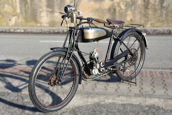 Předválečné motokolo Armor Paris - 6