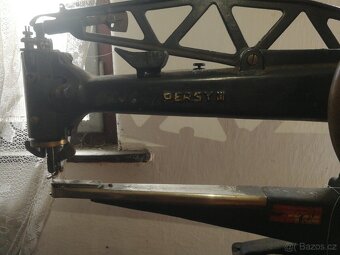 Obuvnicky šicí stroj persy III - 6