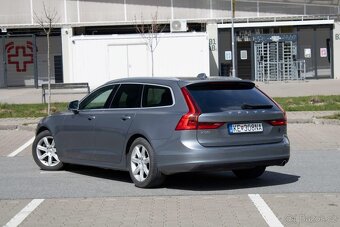 Volvo V90 D3 2.0L Momentum A/T sivá/šedá - 6