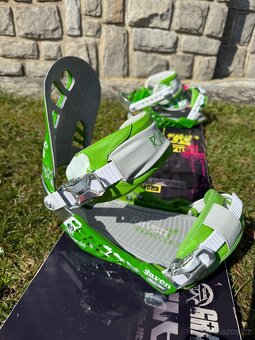 Snowboard GRAVITY + vázání RAVEN - 6