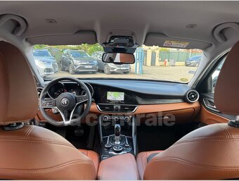 ALFA ROMEO Giulia II 2.2 160 SUPER AT8 rok 07/2019 - 6