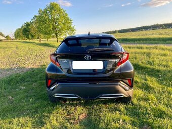 Toyota C-HR 2.0 hybrid, výbava Style - 6