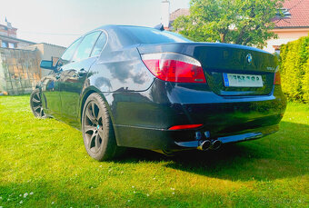 Prodám BMW 550i - 6