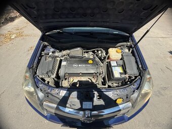 Opel Astra H 1.6 77KW combi - 6