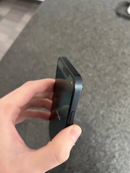 iPhone 13 mini (baterie 87 %) - 6