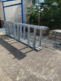 Zbytky železa ze stavby - 6