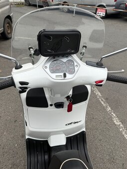 Vespa GTS 300 - 6