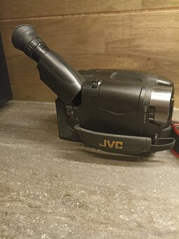 Retro JVC GR-AX270 videokamera - 6