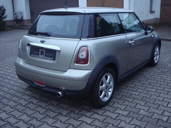 Mini Cooper R56 1.4i 70kw 2009 132tkm - 6