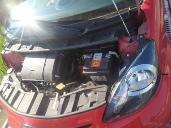 Toyota Aygo 1.0--50 kw 2013 -náhradní díly - 6
