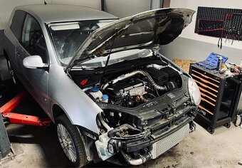 Golf 5 2.0 TDi 4motion - 6