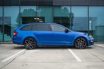 Škoda Octavia Combi 2.0 TDI RS DSG 4x4 Modrá - 6