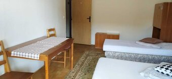 Spolubydlení pro studentku v OV- PORUBĚ - 6