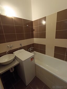 Pronájem, Byt 2+1 s balkónem, Jince - 6