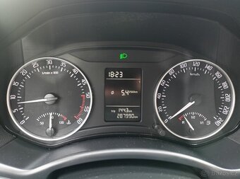 Škoda Octavia 2 Facelift 1.6tdi 77kw - 6
