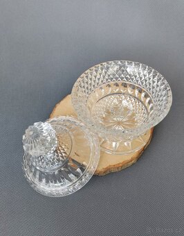 Starožitná skleněná cukřenka s víčkem v zachovalém stavu - 6