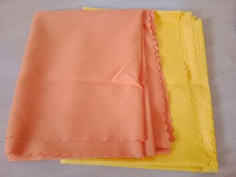 Ubrusy různé barvy a velikosti - jako nové - 6