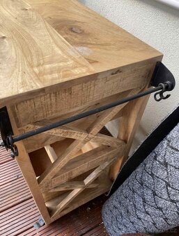 zahradní kuchyňský stolek - 6