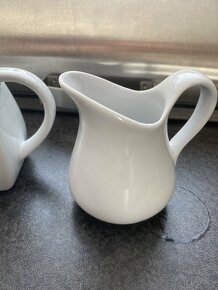 hrnecky, Skleničky a misky 25 Kč za kus konvicky 40 za kus - 6