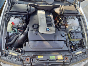 BMW 5 E39 525D ( 256D1 ) 120kW r.2001 stříbrná - 6