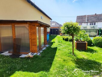 Prodej dvougeneračního RD se dvěma garážemi ve Zbůchu u Plzn - 6
