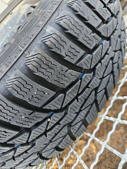 Plechová kola R15 se zimním pneu Nokian - 6
