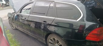 BMW e91 325xi na díly, motor s LPG ok - 6