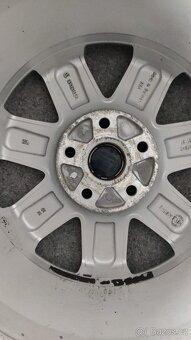 VW Passat original 16" disky - 2 kusy - 6