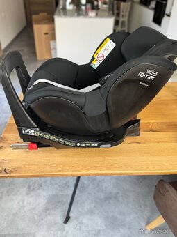 Autosedačka Britax Romer dualfix M i-size, space black - 6