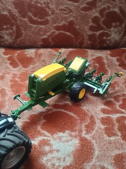 Secí stroj pro RC traktory - 6