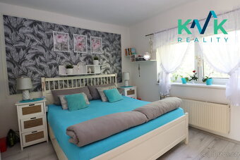 Prodej rodinného domu 3+1 se společenskou místností a barem, - 6