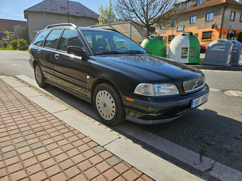 Volvo V40 Combi 1,8i Benzín, 90KW - 6