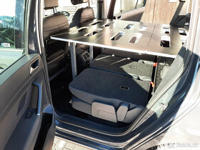 Obytná vestavba VW TOURAN - 6