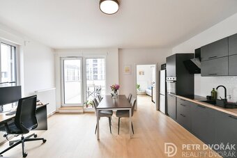 Prodej bytu 2+kk 45 m2 Olgy Havlové, Praha - Žižkov - 6