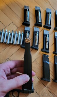 Airsoftová zbraň CZ 75D Compakt 2x s příslušenstvím - 6