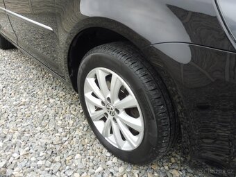 Volkswagen Touran 2.0TDi 140PS HIGHLINE/7MÍST - 6