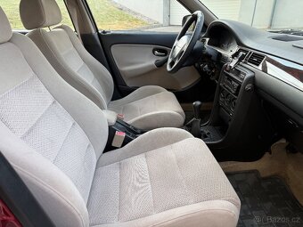 Honda Civic 1.5i sedan - 6