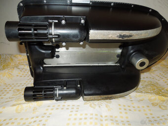 Zavážecí lodička ACTOR PLUS s Echolotem- Carbon - 6