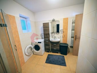 Pronájem vybaveného rodinného domu se zahradou v Hlušičkách - 6