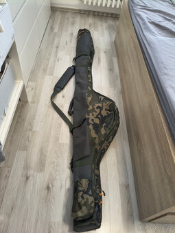 Nash Pruty Entity 3,66 m (12 ft) 3,0lb, 2 díl +obal Prologic - 6