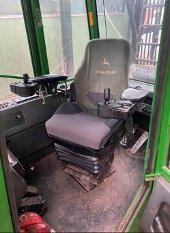 Vyvážecí souprava JOHN DEERE 1010D - 6
