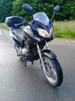 Honda Varadero 125 XL novější generace - 6