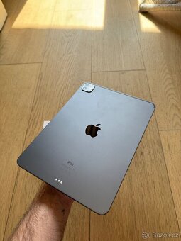 iPad Pro 11” 2020 256GB + Magic Keybord - 6