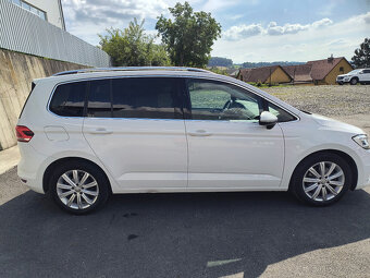VW Touran 1.5 TSI 1.MAJ.ČR/NAVI/ACC/TAŽNÉ/ALU/FRONT ASSIST - 6