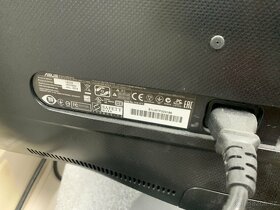 LCD monitor 21 / 22 palců x 6 - 6