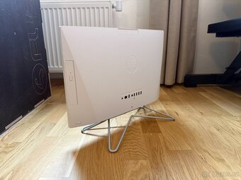 Prodám All-In-One stolní počítač HP 205 G4 22 - 6