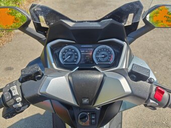 Honda Forza 350 - 6